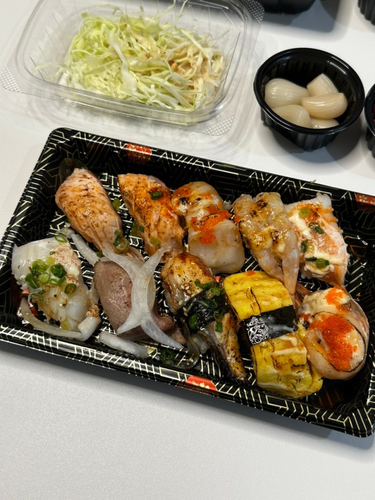  신촌/이대 초밥 숨은 가성비 맛집 군초밥 포장 후기