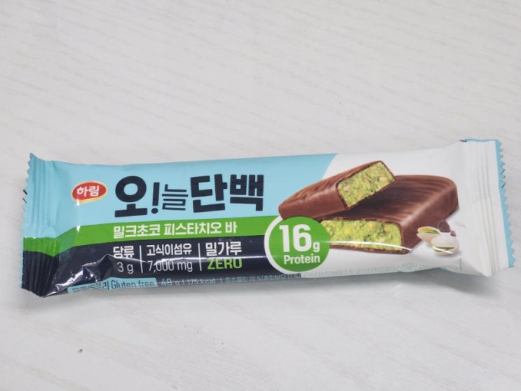  CU편의점 하림 오늘단백 프로틴 밀크초코 피스타치오바 리뷰