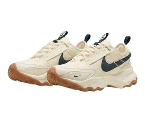  나이키 TC7900 써밋화이트 브라운 키높이 커플 여자 운동화 DD9682