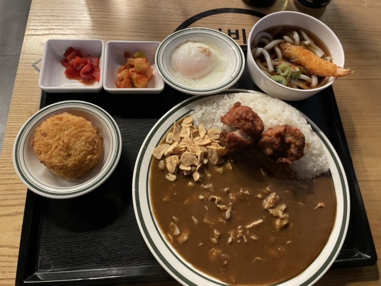  신촌맛집 추천 ! 혼밥하기 좋은 가성비 카레맛집, 아비꼬 신촌점