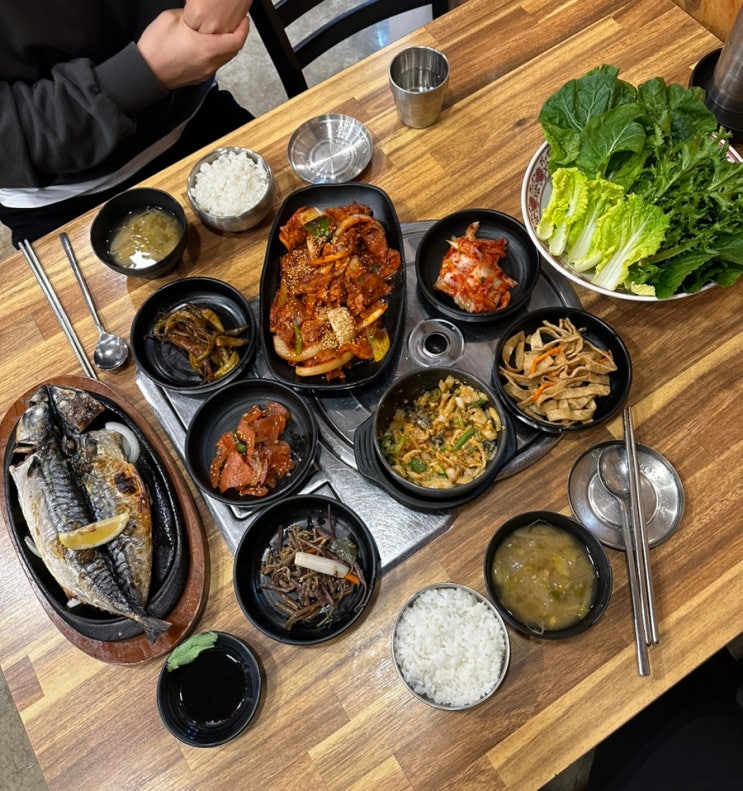  국회의사당역/여의도 점심 맛집 수정쌈밥2호점 (주차 가능)