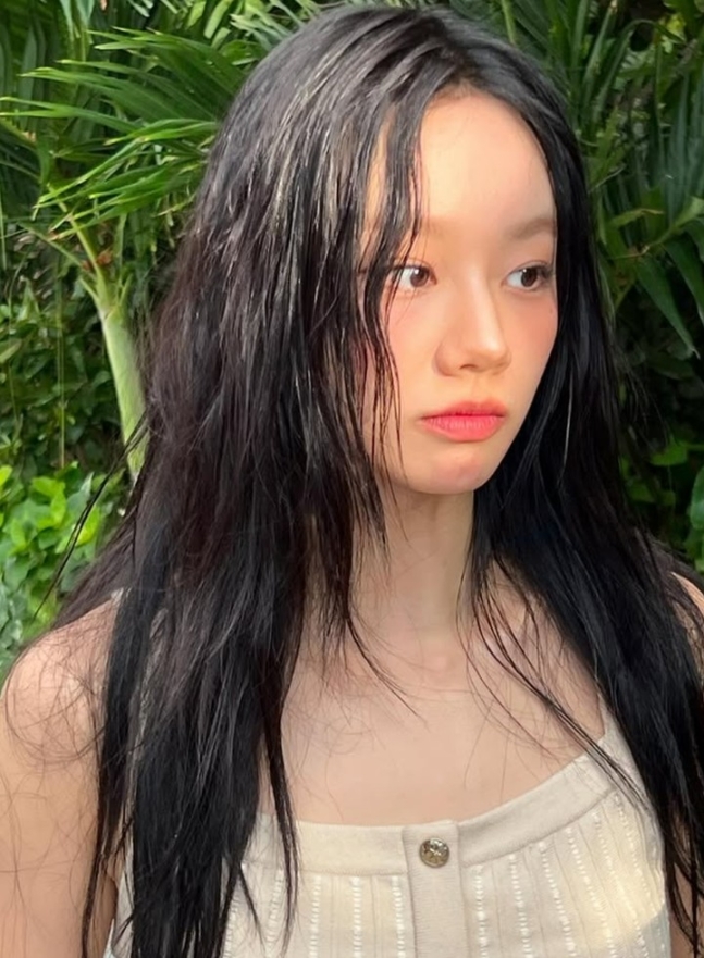 혜리, <b>악성</b> 루머에 강력 대응 선언… '선처 없는 <b>법적 조치</b>' 예고
