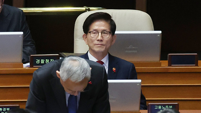 차기 <b>대선</b>후보 1위 <b>김문수</b>