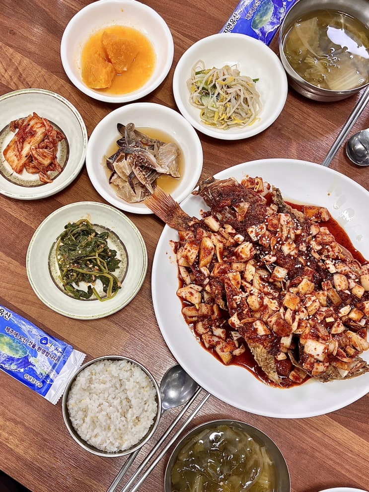  제주 으뜨미 고소하게 튀긴 우럭 도민맛집
