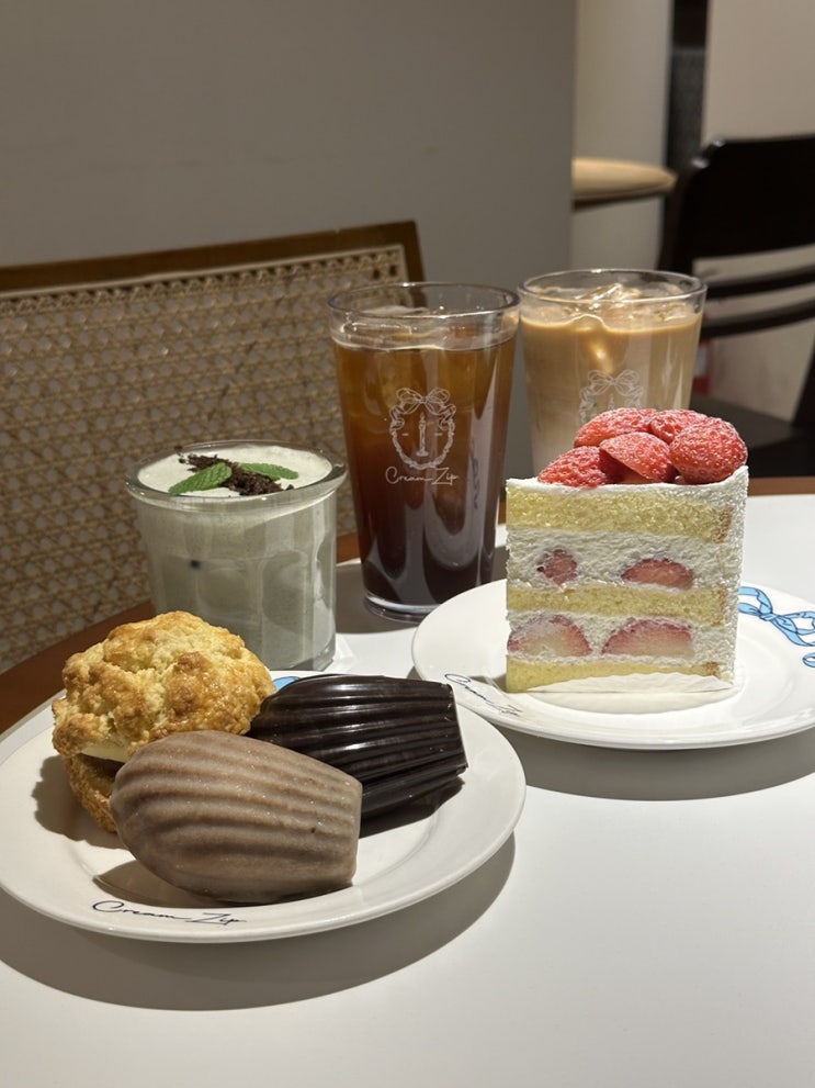  수완지구 대형카페 또또또간집 케이크 맛있는 크림집