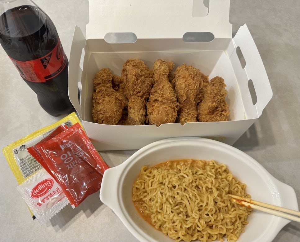 BHC치킨 제천강저지구점 사진 4