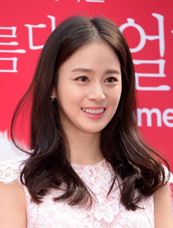 비 김태희, 원조 한류스타와 CF퀸 … 아시아도 '들썩'