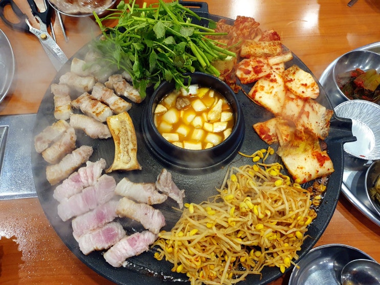  성남 수진역 맛집 효자동솥뚜껑 가성비 고기 맛집