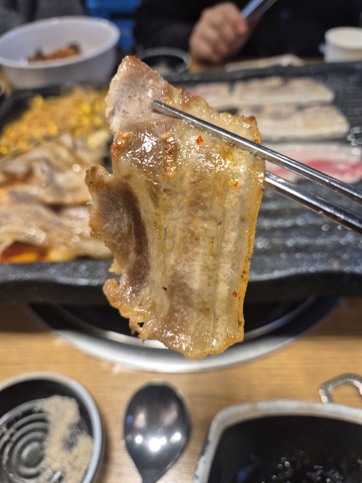  논현)영동시장 가성비 냉삼맛집 맹그르브삼겹살