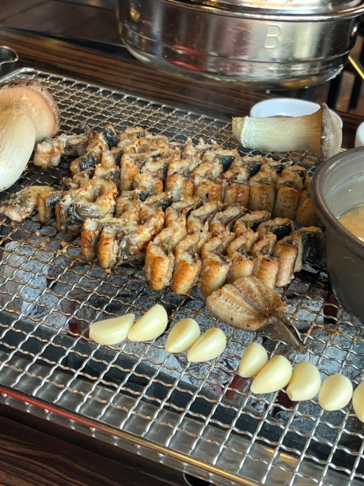  용인 맛집 추천, 기운 챙겨 몸보신 가능한 '풍천뚱보장어마을‘