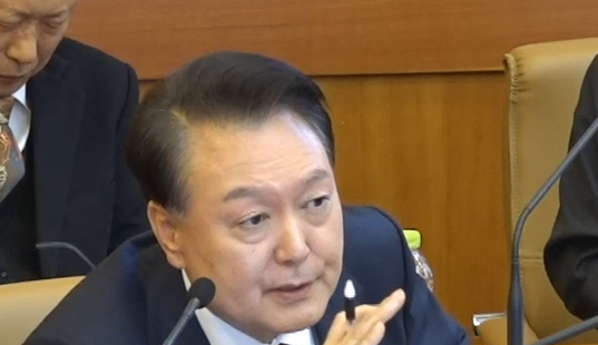 윤 <b>대통령</b> 석방 28일, 서울중앙지법 <b>구속</b>영장 <b>연장 불허</b>...... 