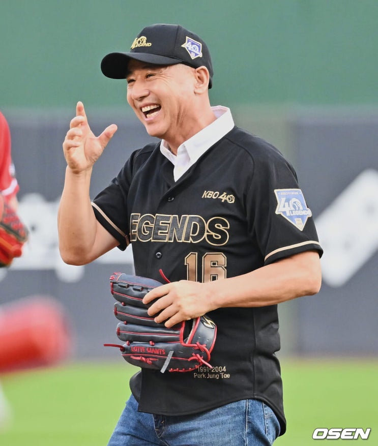 '<b>음주운전</b> 3회' 논란의 2군... <b>박정태</b>, 24일 만에 결국 <b>사퇴</b>...