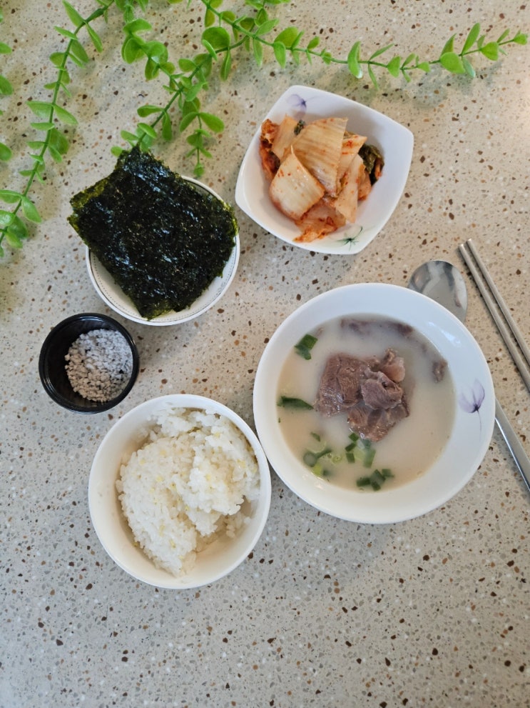  [늘곰탕 100% 한우 뼈로만 우려낸 진짜 곰탕] 맛과 건강을 동시에 잡아낸 한우사골곰탕