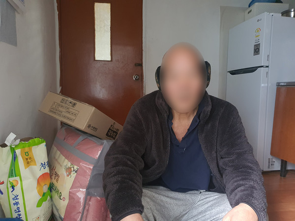 명절이면 더 쓸쓸한 독거노인들… “오갈 곳도 없어” 명절이면 더 쓸쓸한 독거노인들… “오갈 곳도 없어”