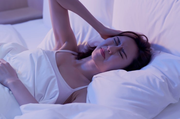 자다가 꼭 한 번은 깨는 당신, 그 이유가 무엇일까요? 자다가 꼭 한 번은 깨는 당신, 그 이유가 무엇일까요?