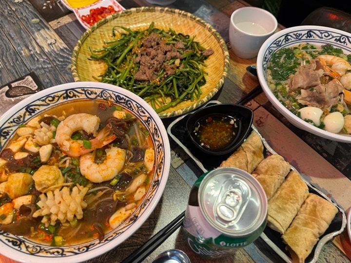  을지로3가역 쌀국수 맛집 포언에서 만난 현지의 맛
