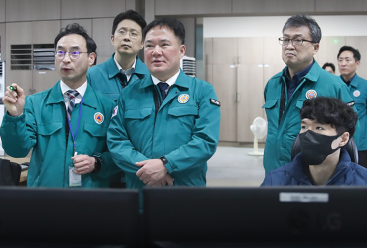  백원국 2차관, 설 명절 맞아 철도 현장 점검에 나서... [한국철도일보]