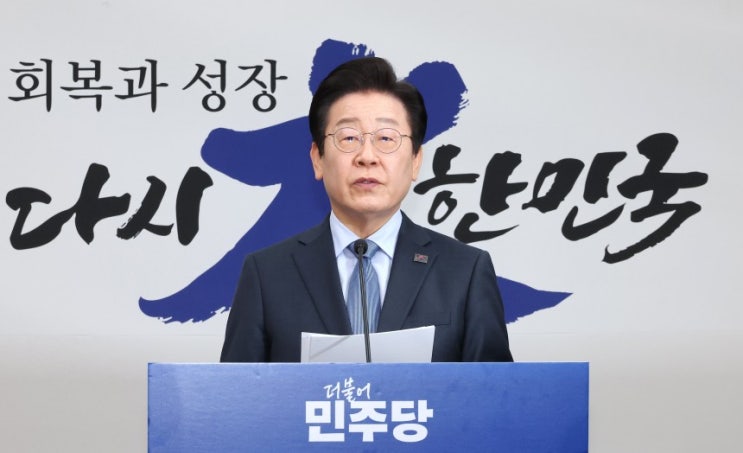 李 “이념이 밥 안 먹여줘… 쥐만 잘 잡으면 좋은 고양이” 李 “이념이 밥 안 먹여줘… 쥐만 잘 잡으면 좋은 고양이”