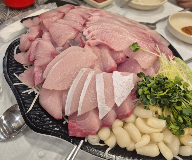  2월 제철회 겨울에 먹기 좋은 해산물
