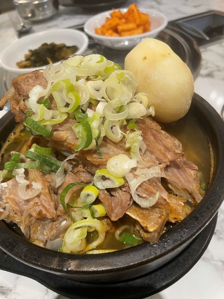  가디맛집 역에서 5분 원조감자탕일미집 가산디지털점