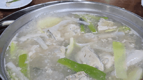  태릉입구 맛집 : 닭한마리 공릉본점 웨이팅하고 먹는 내돈내산 후기 주차팁