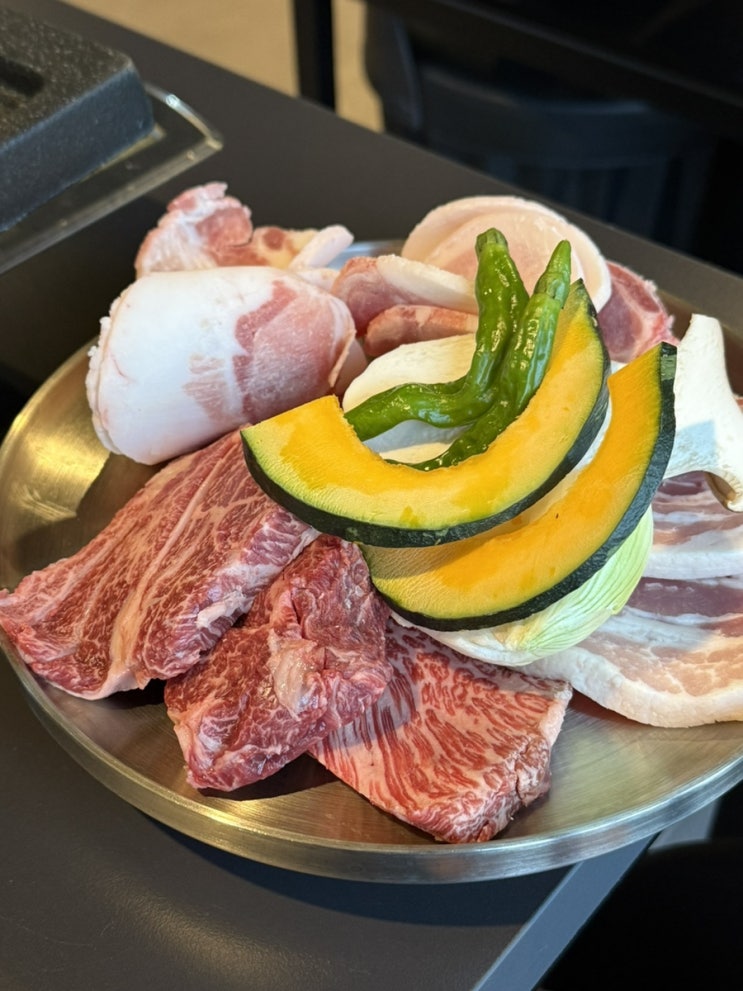  상암동맛집 상암고깃집, 고깃집친구세트로 한우와 한돈 한번에!