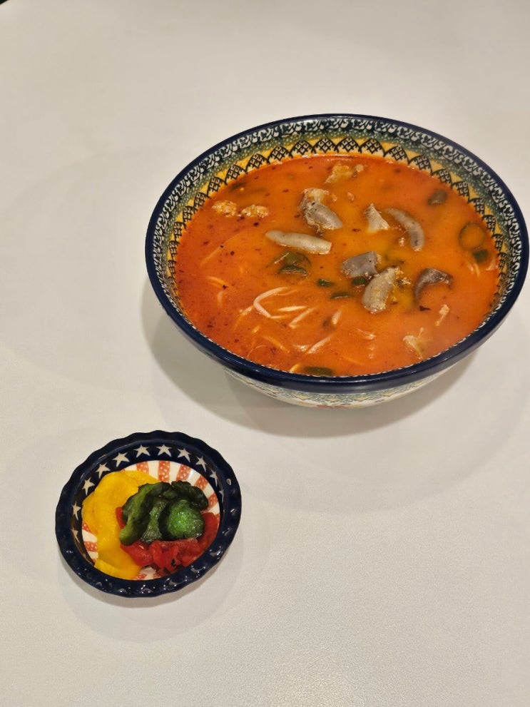  동탄 혼밥맛집 호수공원 꼬모 미도인 점심정식