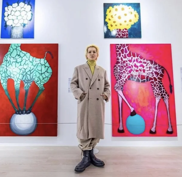 '부실복무' <b>송민호</b> 이번엔 <b>그림 소송</b> 터졌다 "2500만원에... 