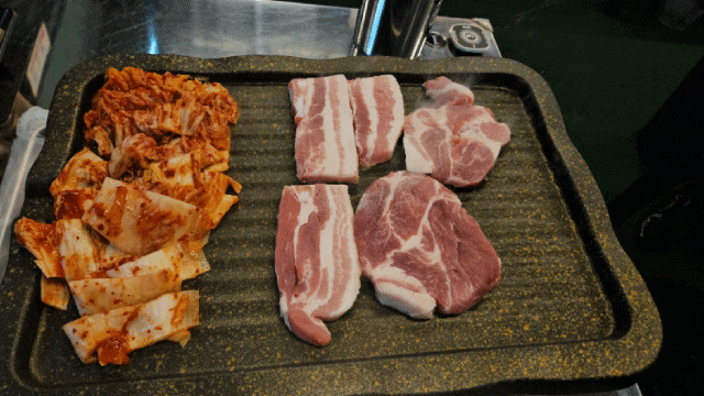  마곡맛집 신김치생도야지 마곡본점을 다녀왔습니다!!