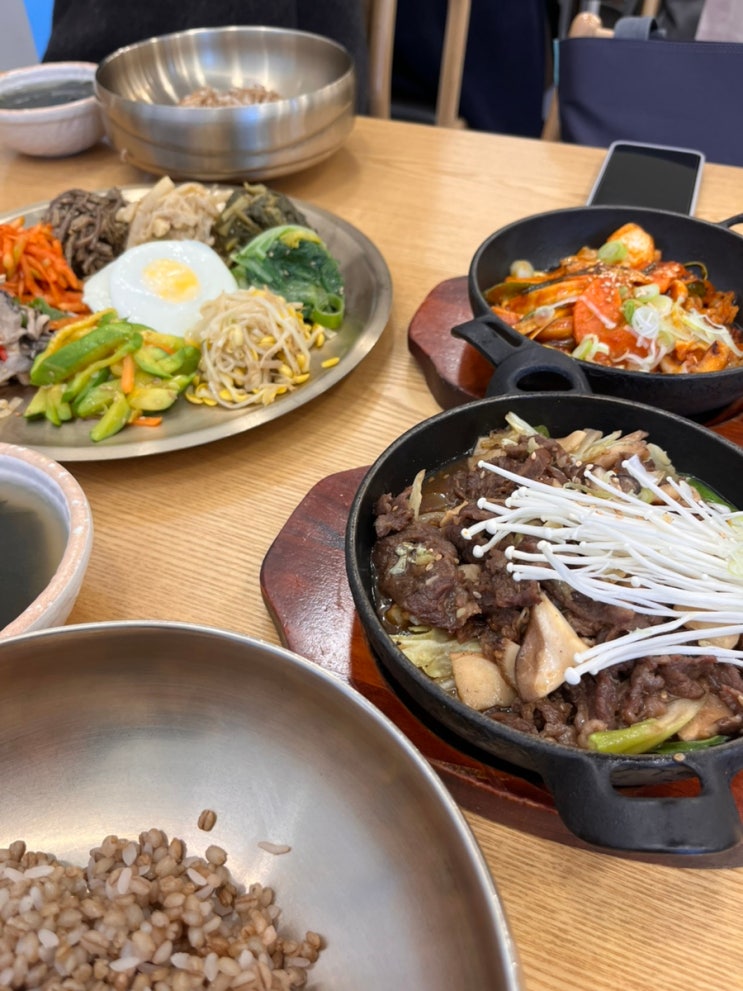  [연희동/맛집] 연희보리밥 군산오징어볶음, 버섯소불고기 보리밥 한상