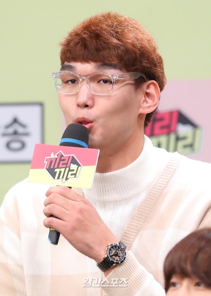 <b>하승진</b>의 <b>모친상</b> 소식: 전 농구선수에서 방송인으로, 그의 삶과... 