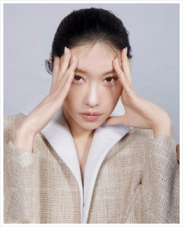  배우 이지아 화보 속 변화된 얼굴 매력 연기력 근황은?