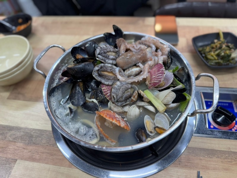 [영종도/을왕리 해수욕장] 칼국수 해물파전 맛집 “미애네칼국수”