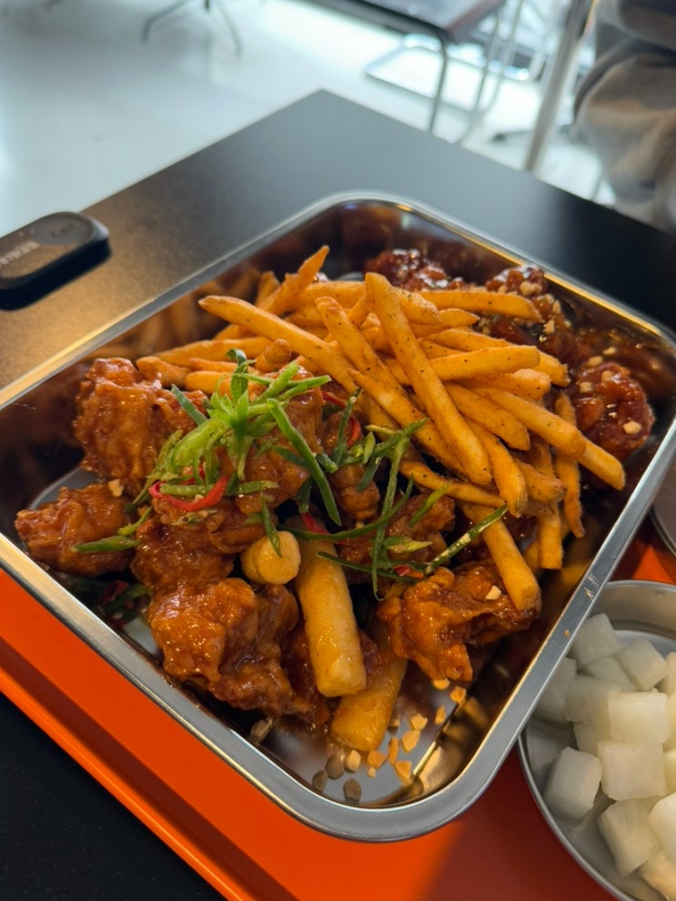  고척돔 배달맛집 87닭강정 양념 후라이드 반반 매장 후기