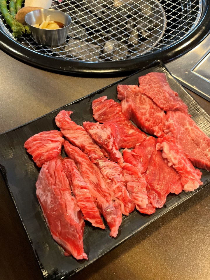  아차산역맛집 찾는다면 아제로스구이