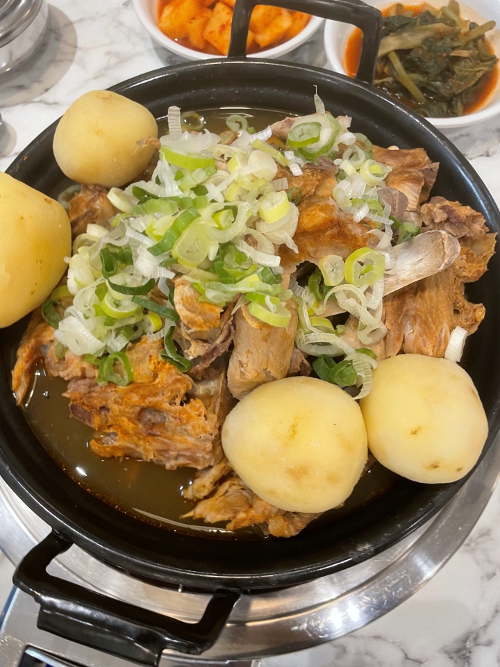  원조감자탕일미집 가산디지털점 맑은 감자탕 가디맛집