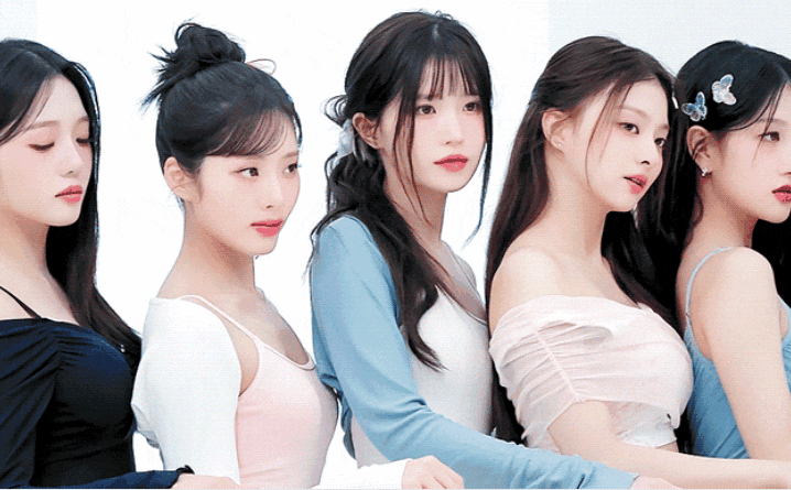 해체한 <b>프로미스나인</b> 근황..(+네티즌 반응,재결합?) gif 움짤... 