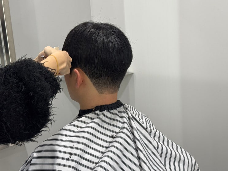 광주 남자 <b>미용실</b> <b>상무</b>지구 더헤드맨 다운펌