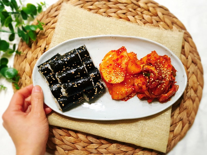 충무김밥 만들기 맛깔나는 오징어무침 레시피 간단 석박지