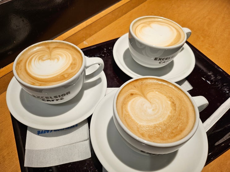 시부야 스카이 인근 분위기 좋은 일본 도쿄 카페 Excelsior caffe
