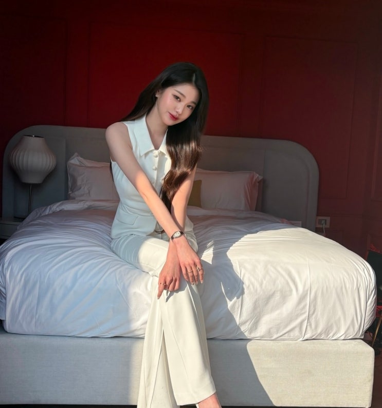  영등포역 미용실이 추천하는 세련되고 우아한 여자 헤어스타일, 그레이스펌