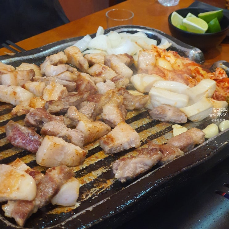  베트남 나트랑 삼겹살 맛집 안 키친 무제한 삼겹살 냉면 라임 소주 만들기