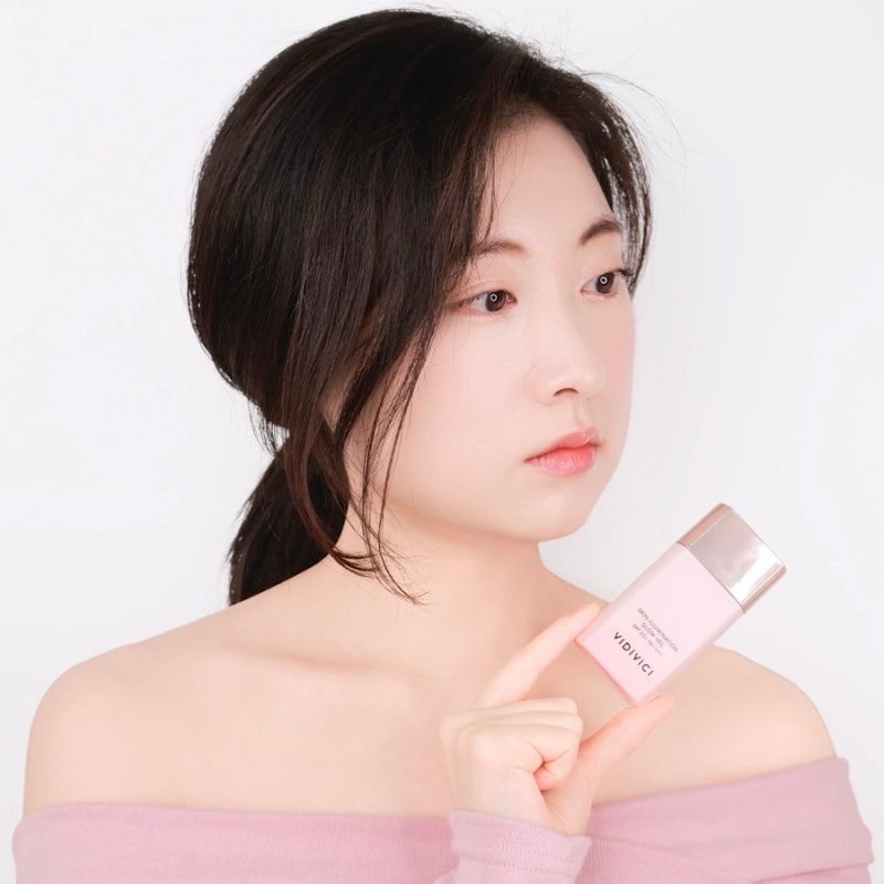 비디비치 스킨 일루미네이션 글로우 베일 윤광메이크업 완성
