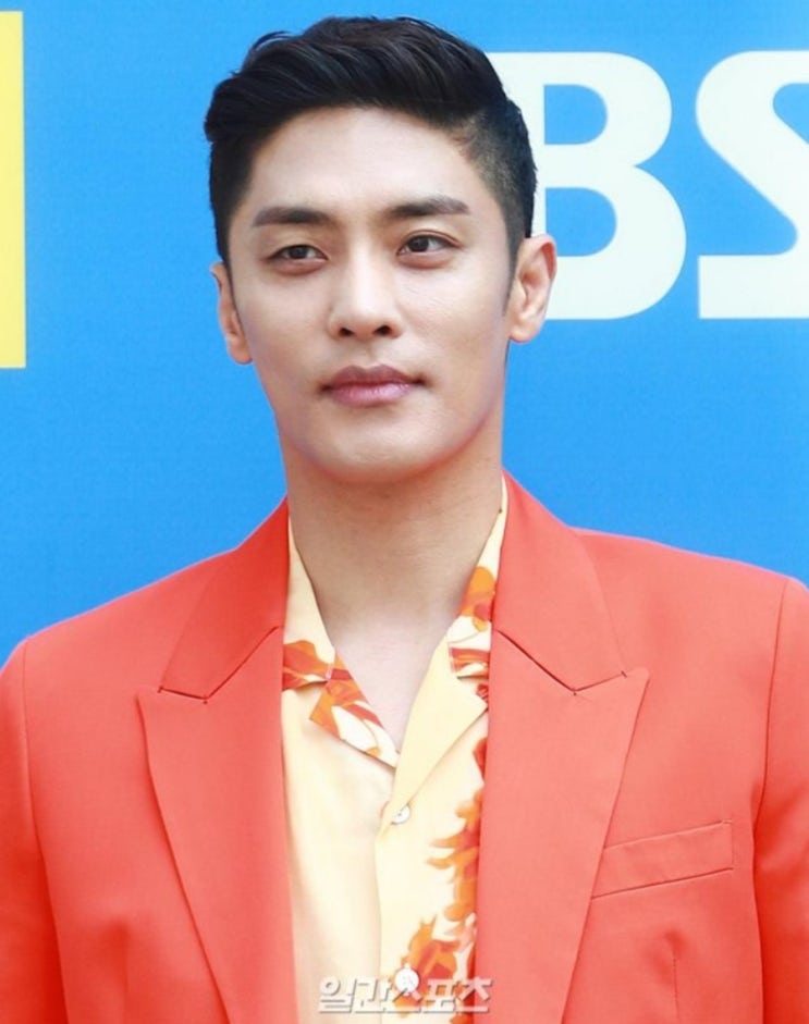 <연예가핫이슈> ‘생활고 고백’ 성훈, 26억 역삼동 아파트 플렉스...김강우 이웃됐다 <연예가핫이슈> ‘생활고 고백’ 성훈, 26억 역삼동 아파트 플렉스...김강우 이웃됐다
