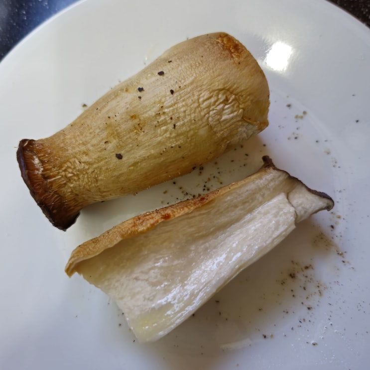  고기보다 맛있다고? 통새송이버섯구이 다이어트 레시피 진짜 솔직한 후기
