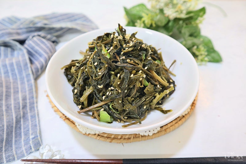 건부지깽이나물 볶음 묵나물 부지갱이나물 울릉도 부지깽이나물 무침