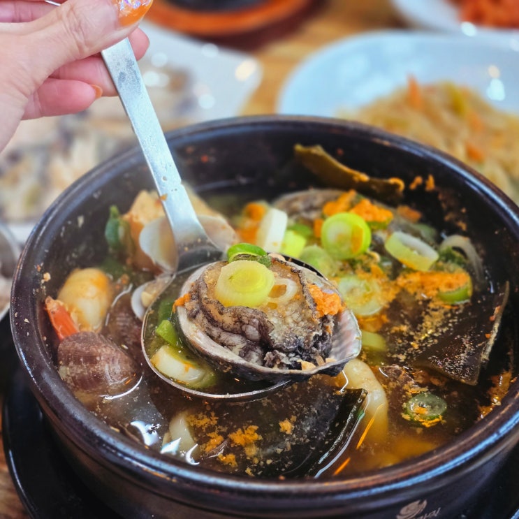  제주도 월정리 세화해변 제주전복돌솥밥 맛집 평대전복