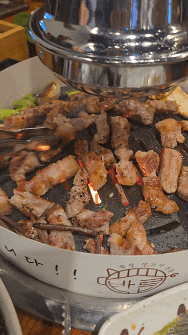  가성비 좋은 삼겹살 수원 곡반정동 맛집 - 더바른식당 곡반정동점
