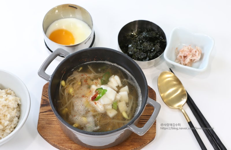 오징어 콩나물국밥 레시피 해장 간단한 콩나물국 끓이는법