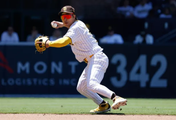 MLB-<b>김하성</b>, <b>탬파베이</b>와 2년 2천9백만불 <b>계약</b>.(분석 및... 